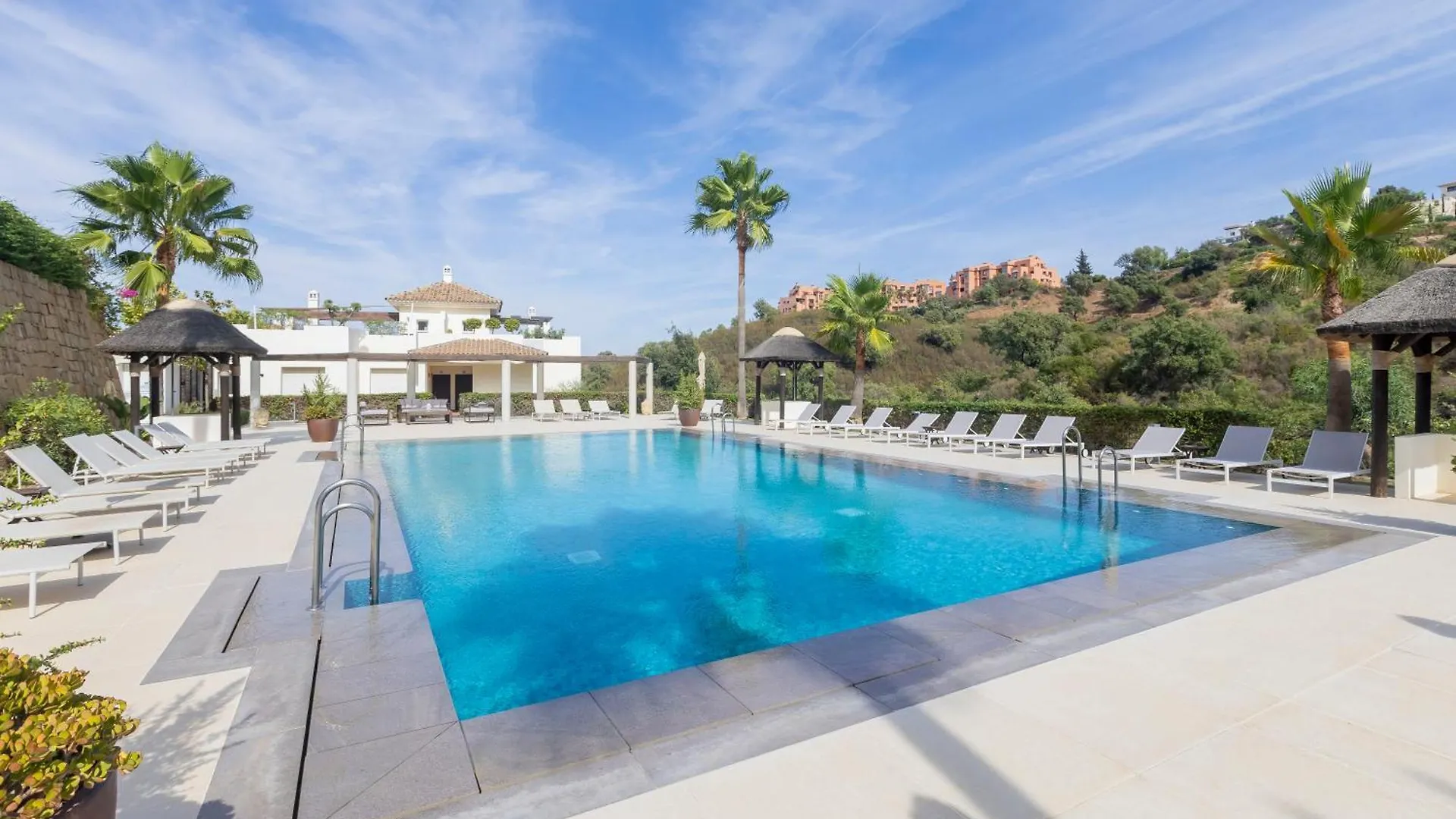 Penthouse Jacuzzi Huge Terrace 360View Bbq Apartment La Mairena